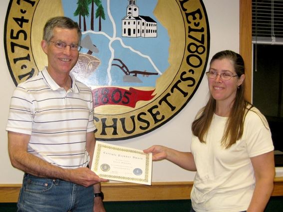 Duscha Receiving Trekker Award